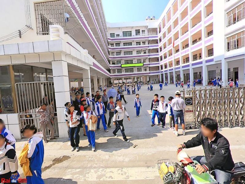 海口市龙峰实验小学