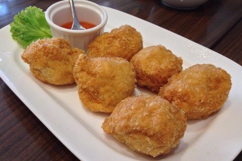 NI HOW TABLE 你好餐桌