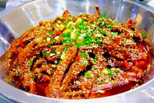杨大师鸭爪爪色农业火锅(中宁北街店)