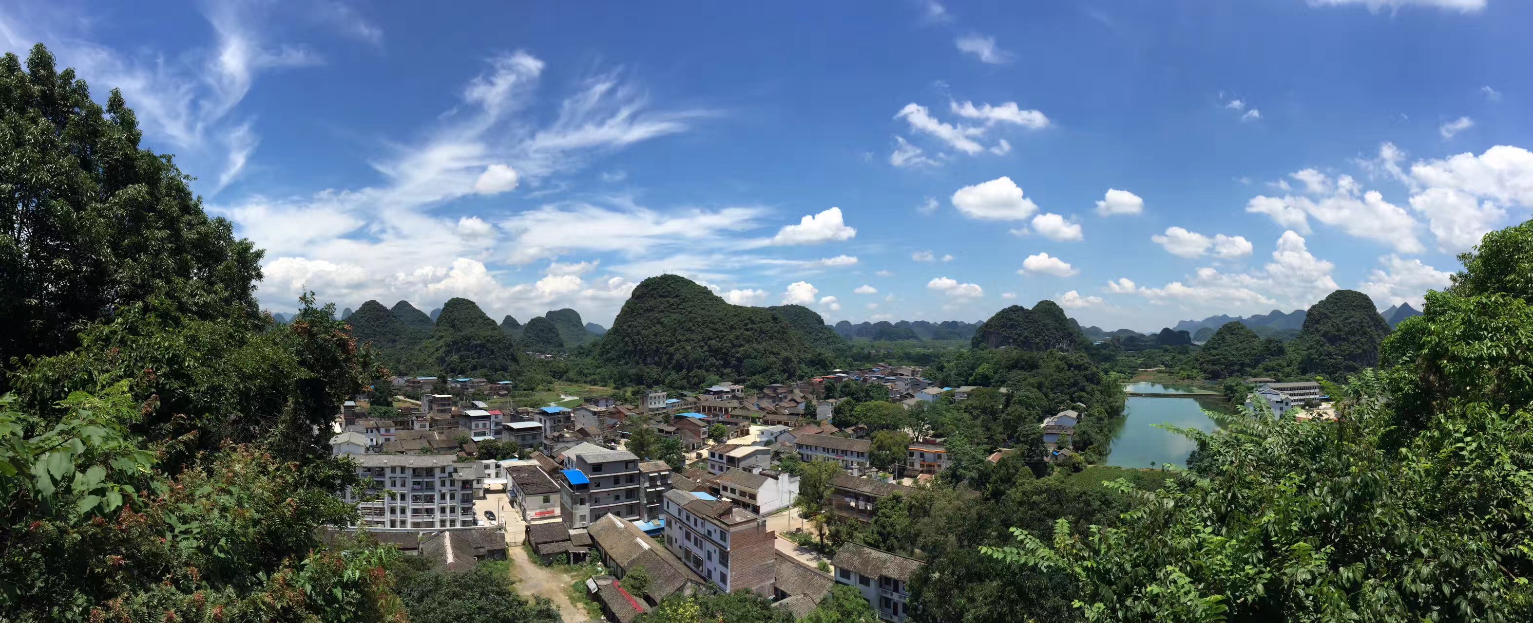 广西壮族自治区桂林市阳朔县098县道葡萄镇委斜对面