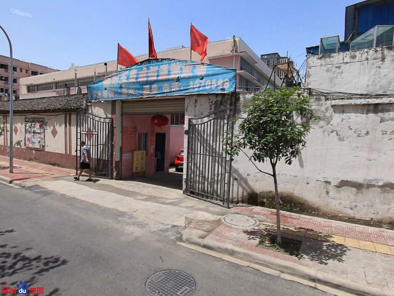 德阳玉泉成恒温游泳场