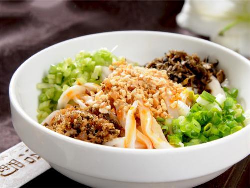 沙县小吃盖浇饭(郑坂山顶头店)