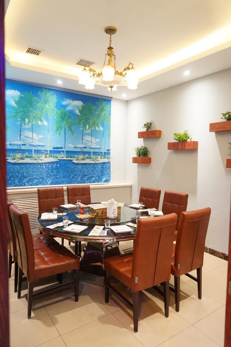 鸭爪爪嗨锅(十区店)