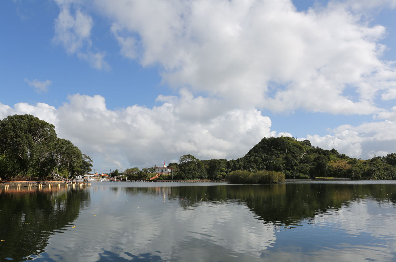 圣水湖