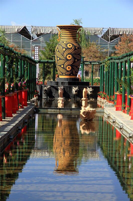 鸿翔孔雀苑景区