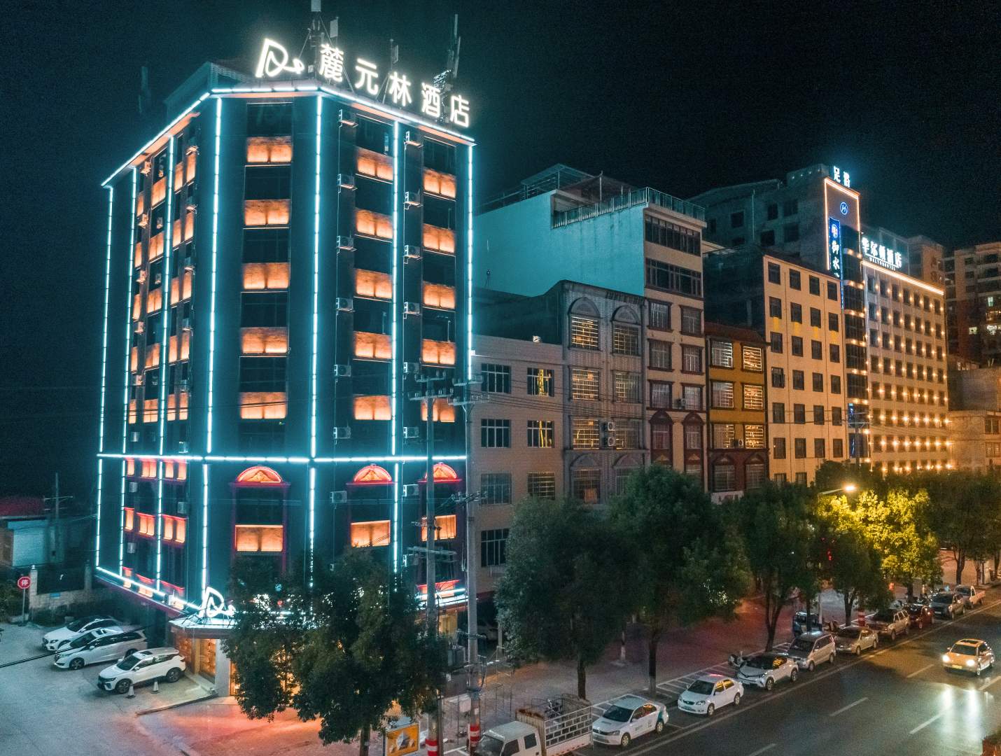 麓元林酒店(宁远舜帝广场店)