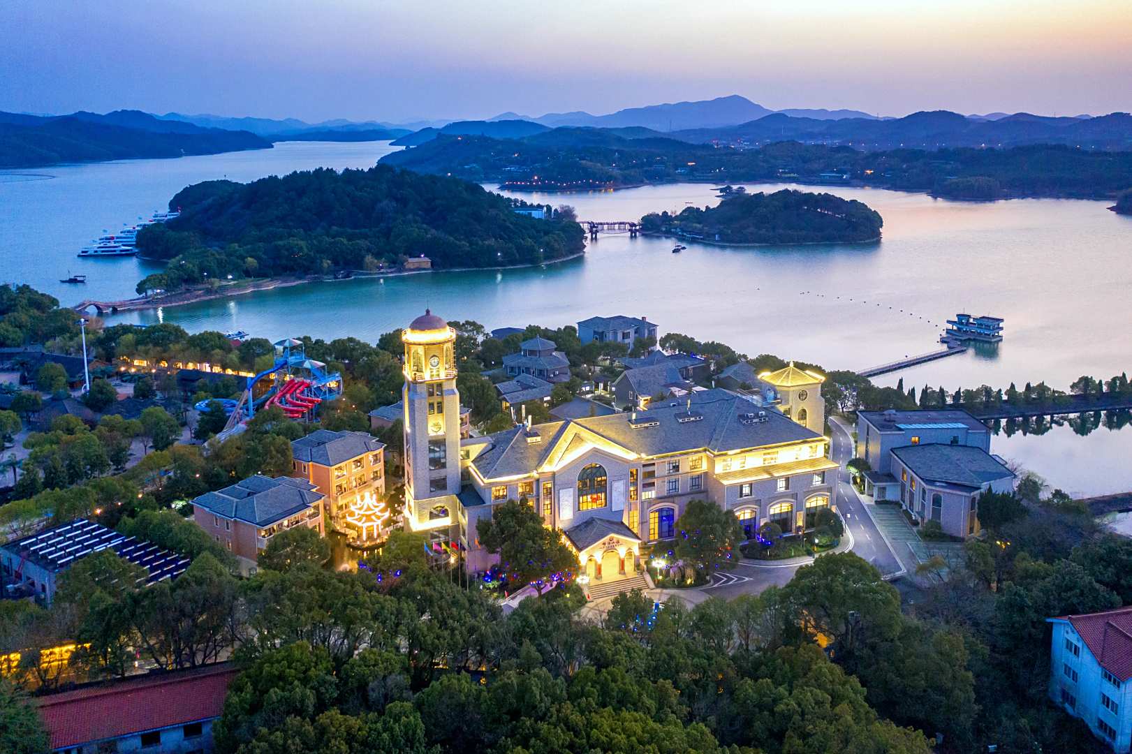 天目湖静泊湖景度假酒店
