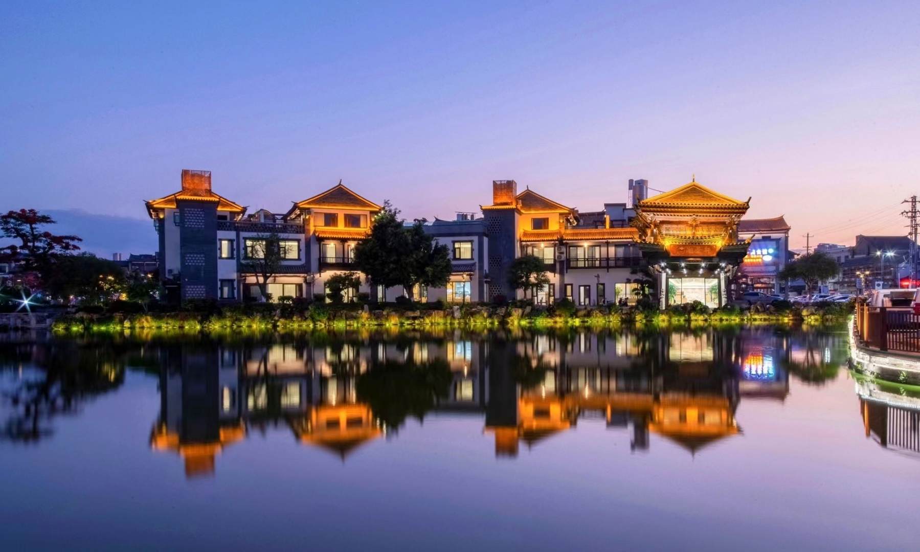 建水县湖景轩客栈