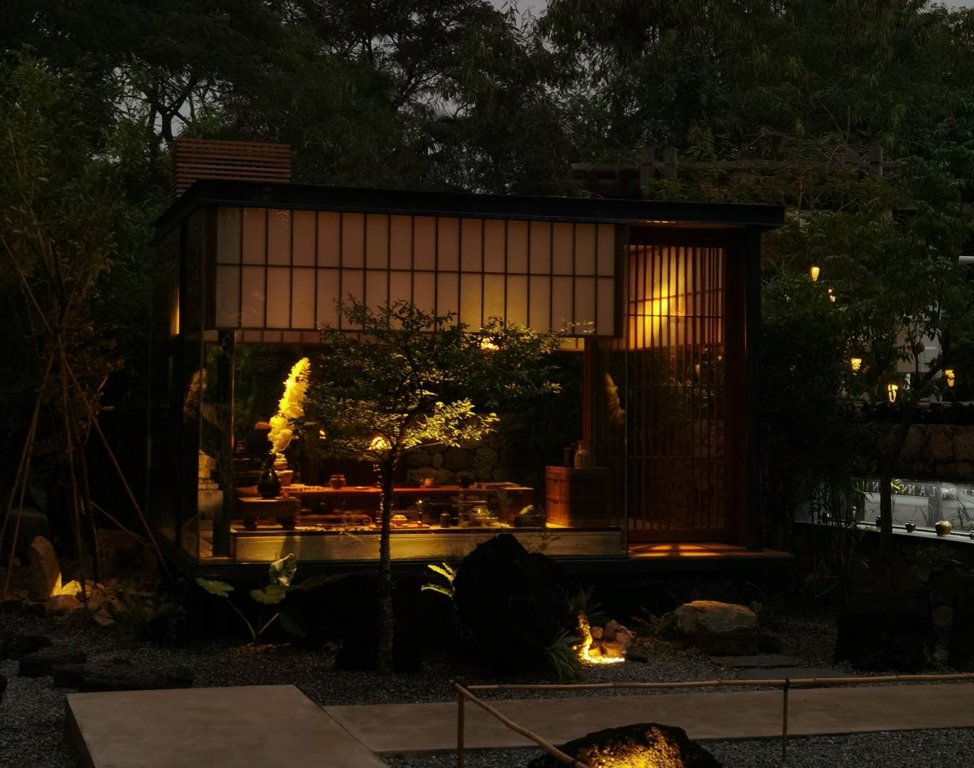 良宵隐·WONDERLAND INN