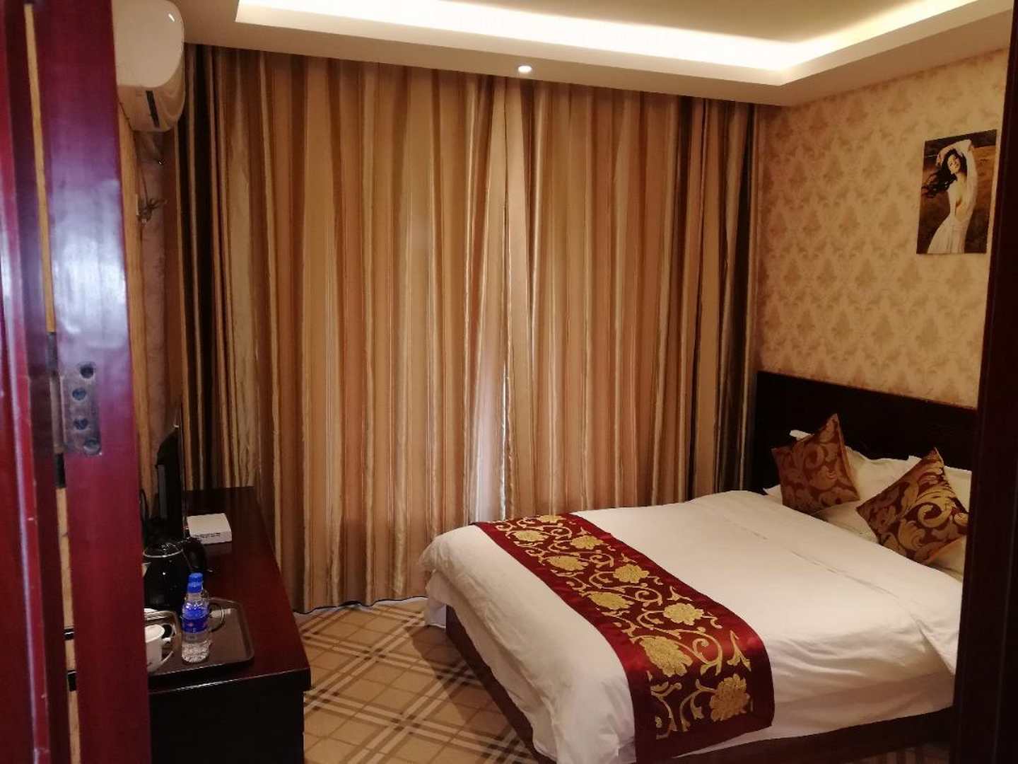 天宇宾馆(草海大道店)