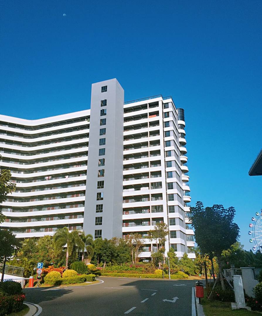 东方东屋一线海景度假公寓酒店
