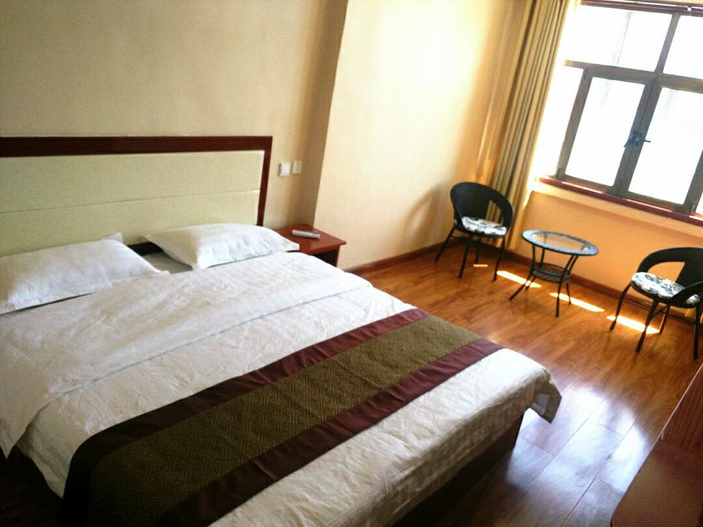 瓜州柳园鸿海宾馆