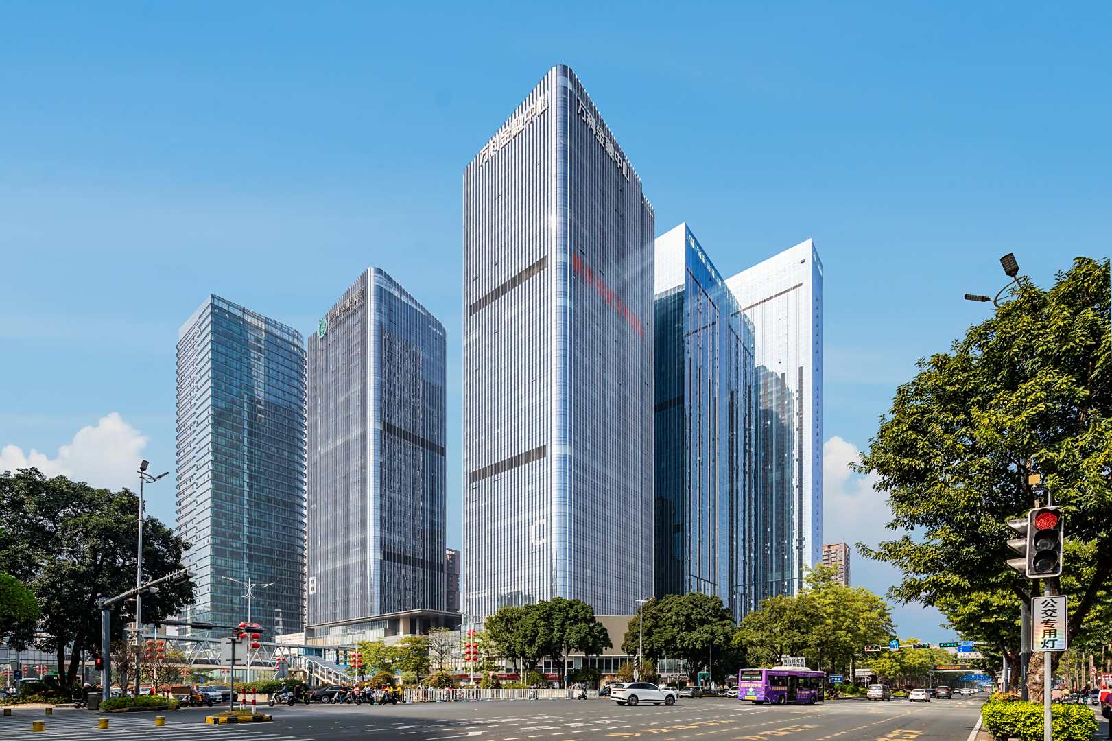 佛山祖庙·瑞云AuspiciousCloud高空民宿(万科金融中心店)