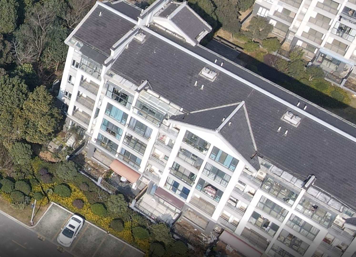 山脚下的喜悦(带院子的民宿)