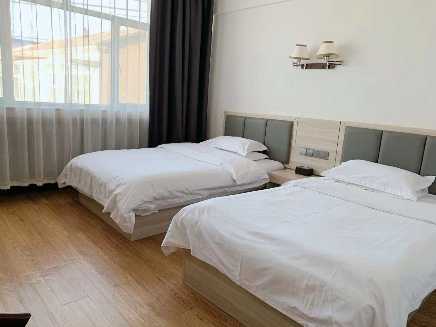 鸿府宾馆