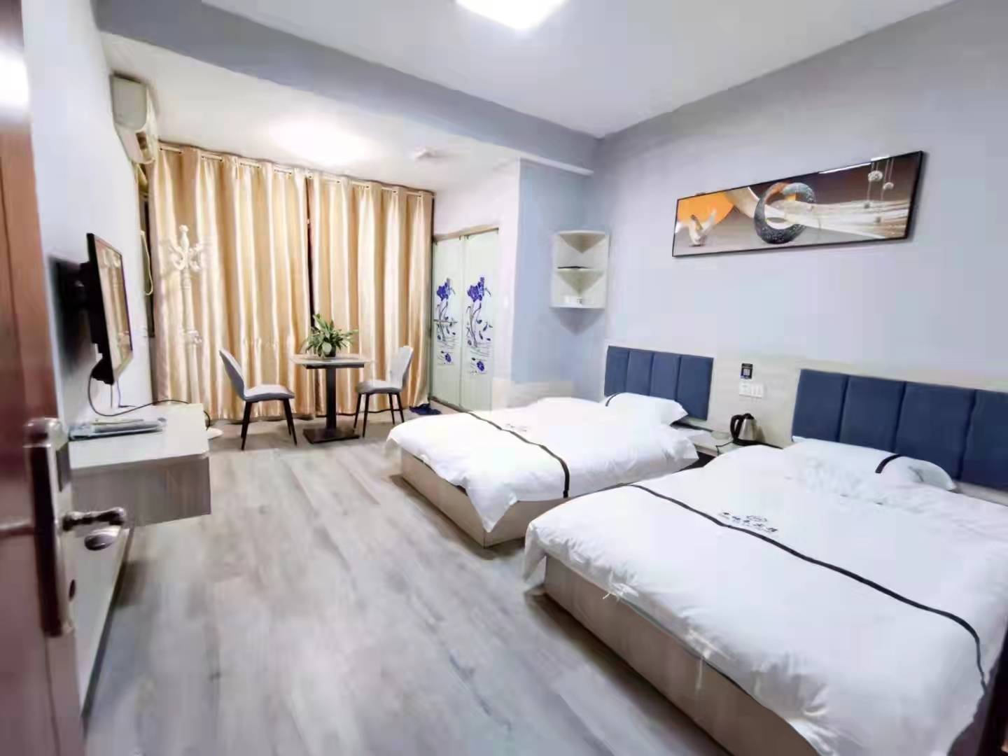 南昌望城幸福来商务宾馆(武功山大道)