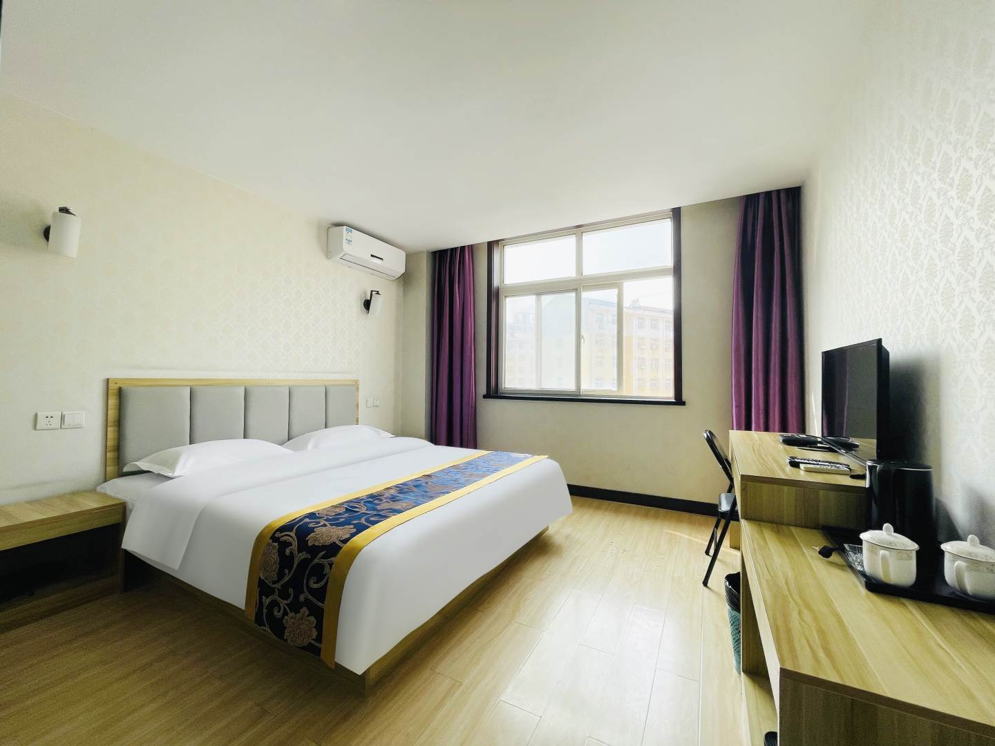 家中家快捷酒店(迁安分店)