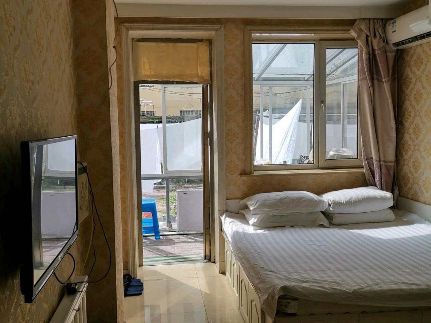 抚松鹿鸣时尚宾馆