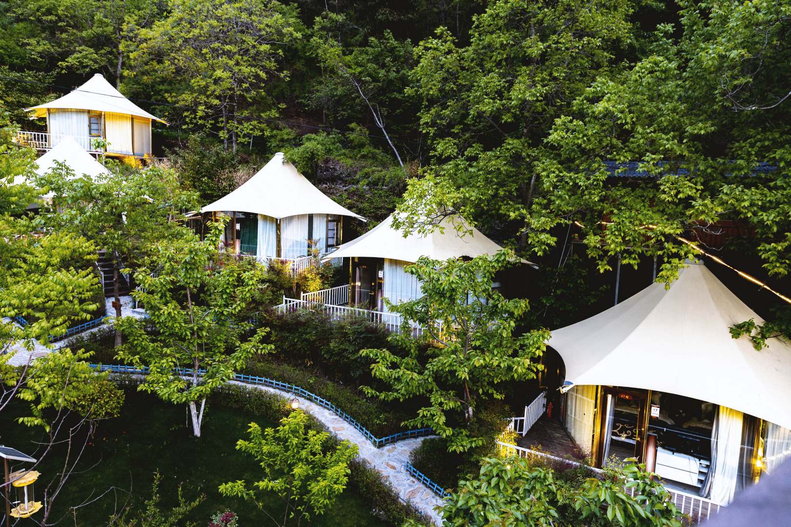 理县顶上云间帐篷庄园