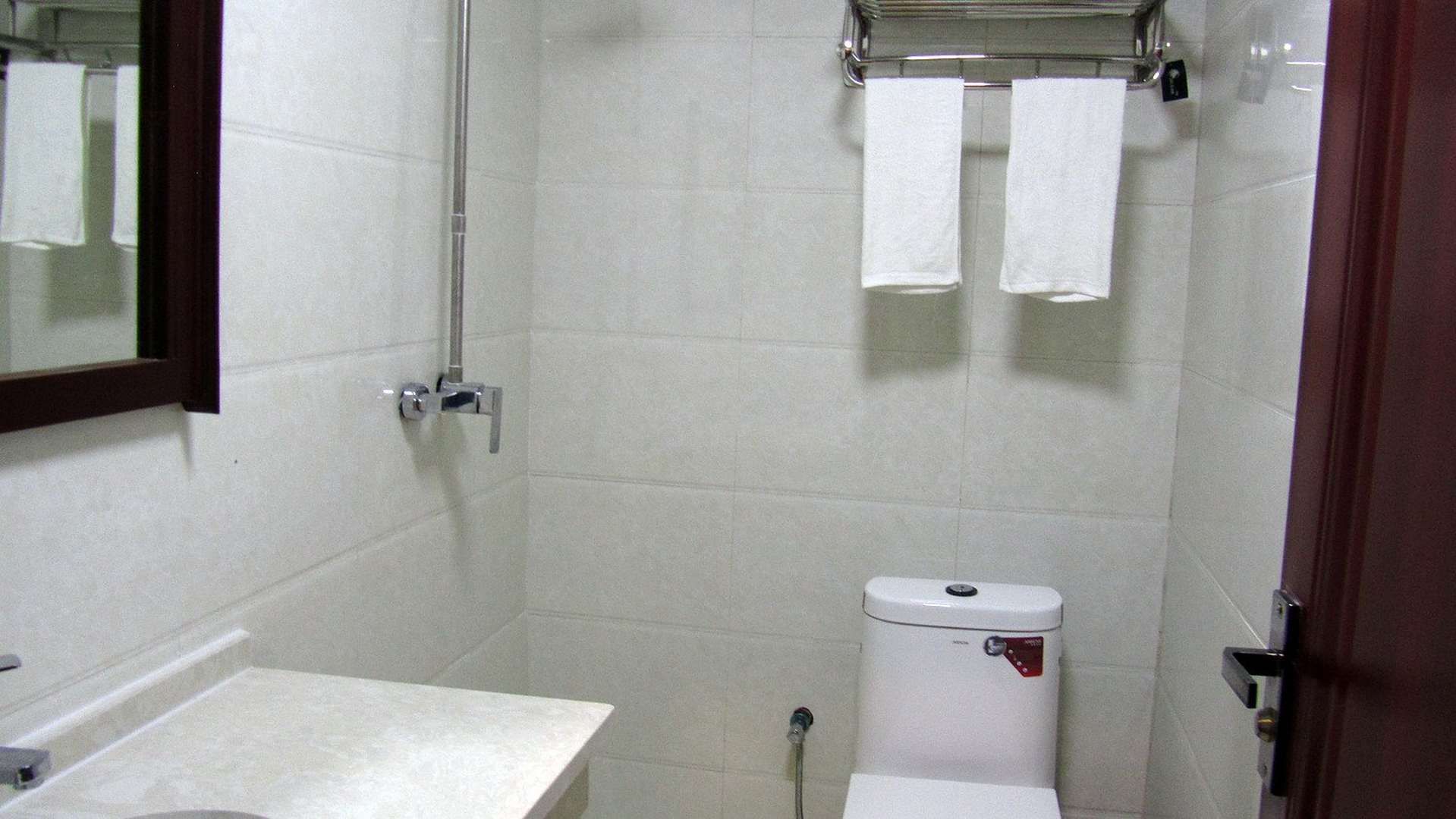 新源新雅賓館