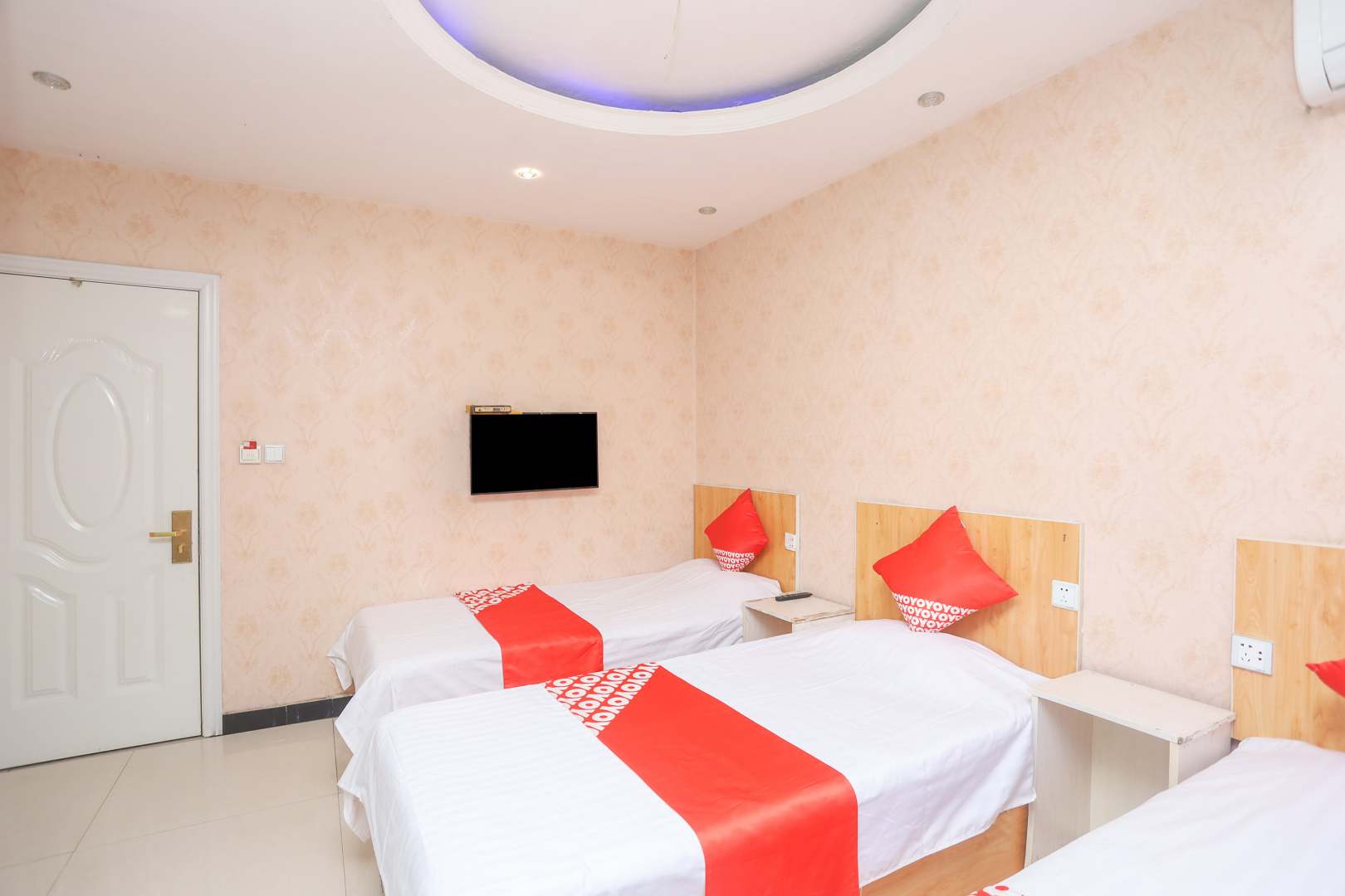 伊家客栈(藁城区实验学校店)