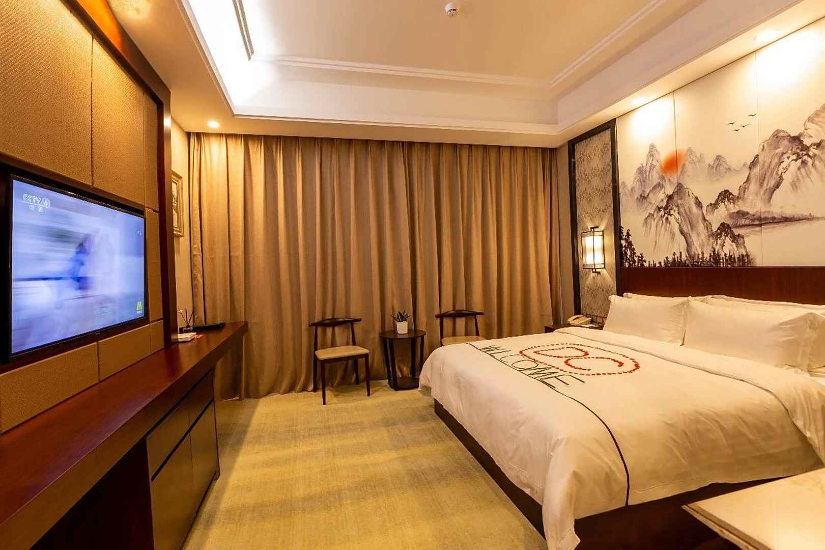 南雄东成酒店(大润发店)