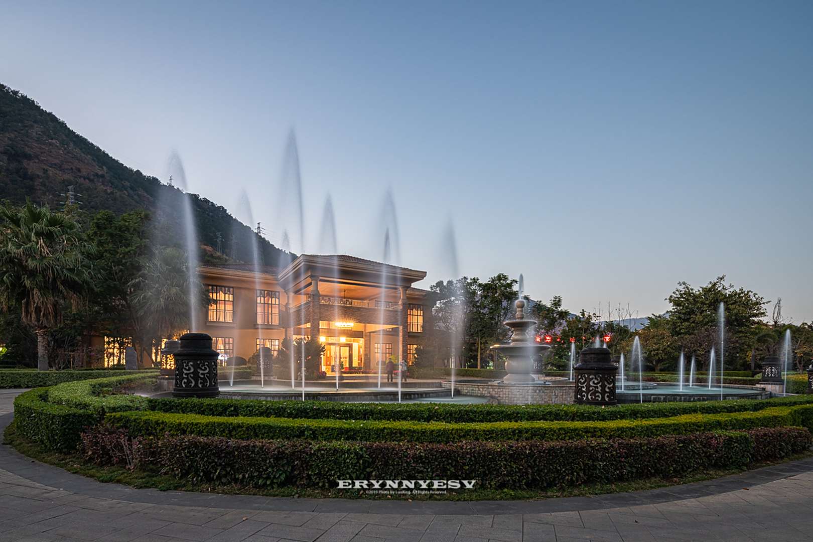 米易鱼米阳光温泉度假酒店