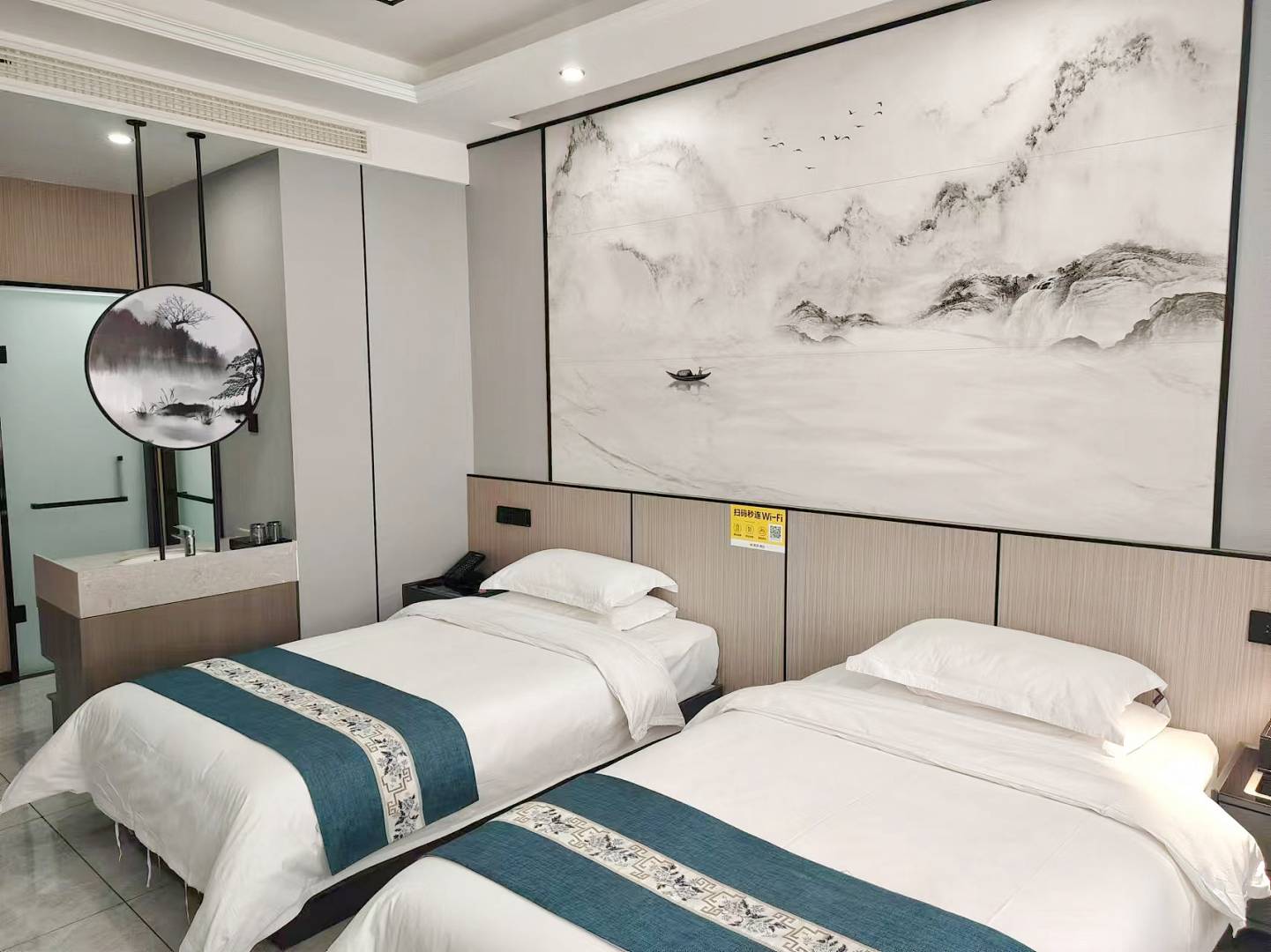 瑞达酒店(东方丽晶茂人民医院店)