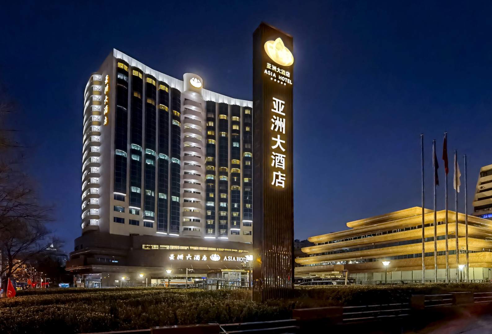 亚洲大酒店