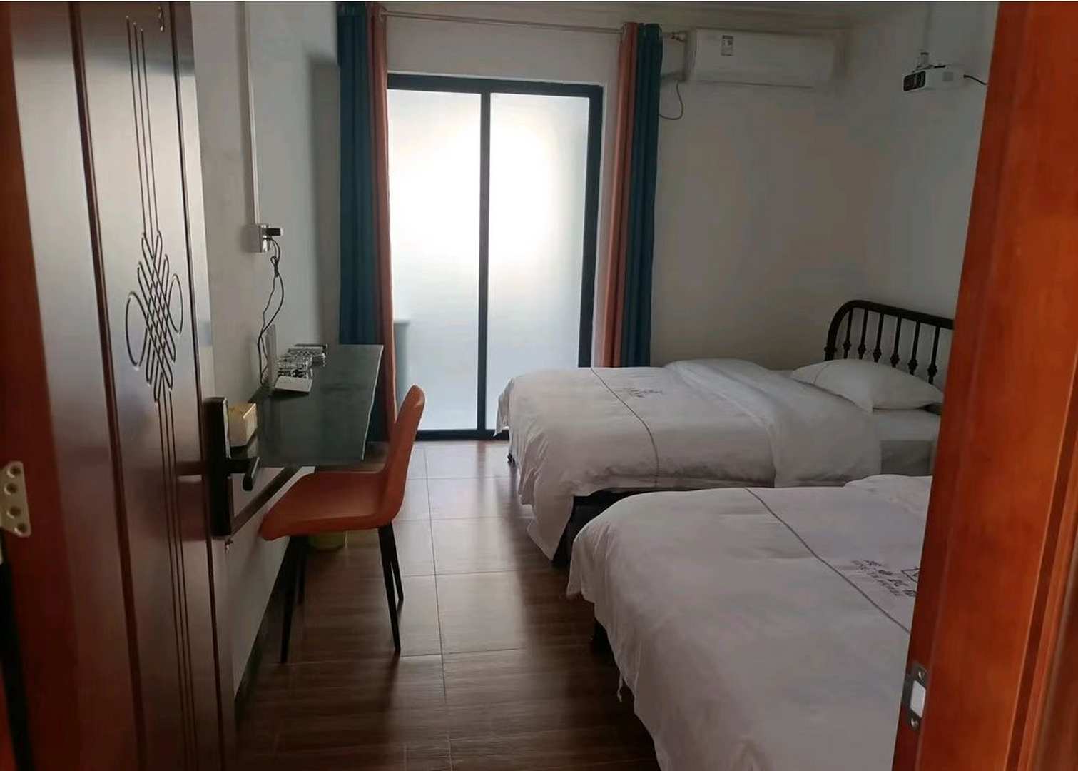 佛山业兴电梯公寓