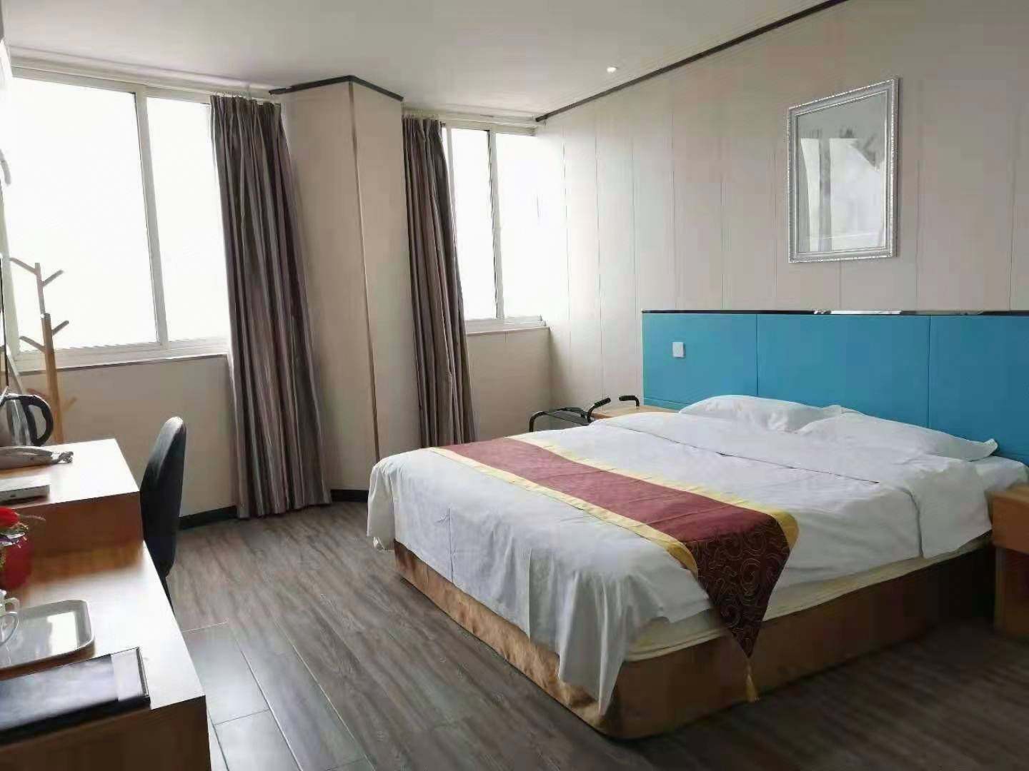 万科宾馆(高铁站店)