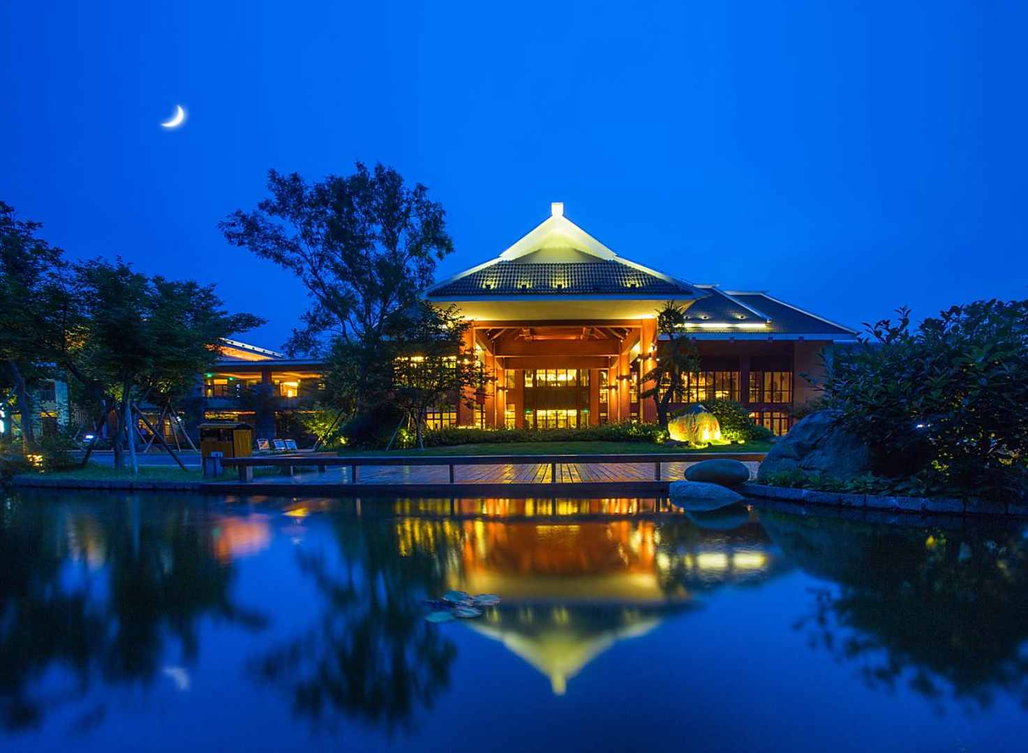 莲云谷温泉