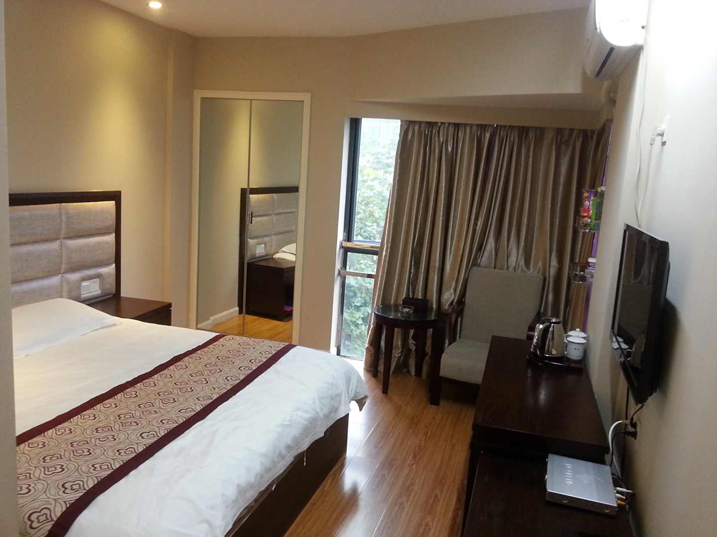 新三和商务酒店