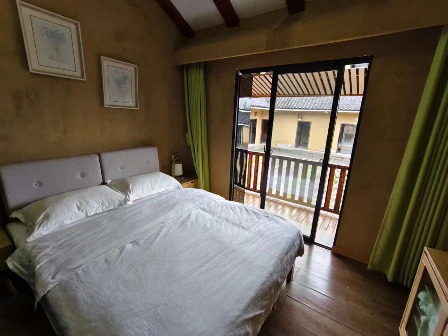 黔西县月亮湾度假村