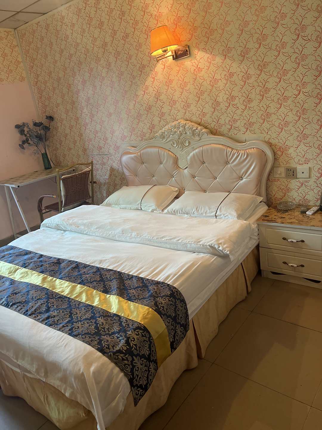 东莞逸诚公寓