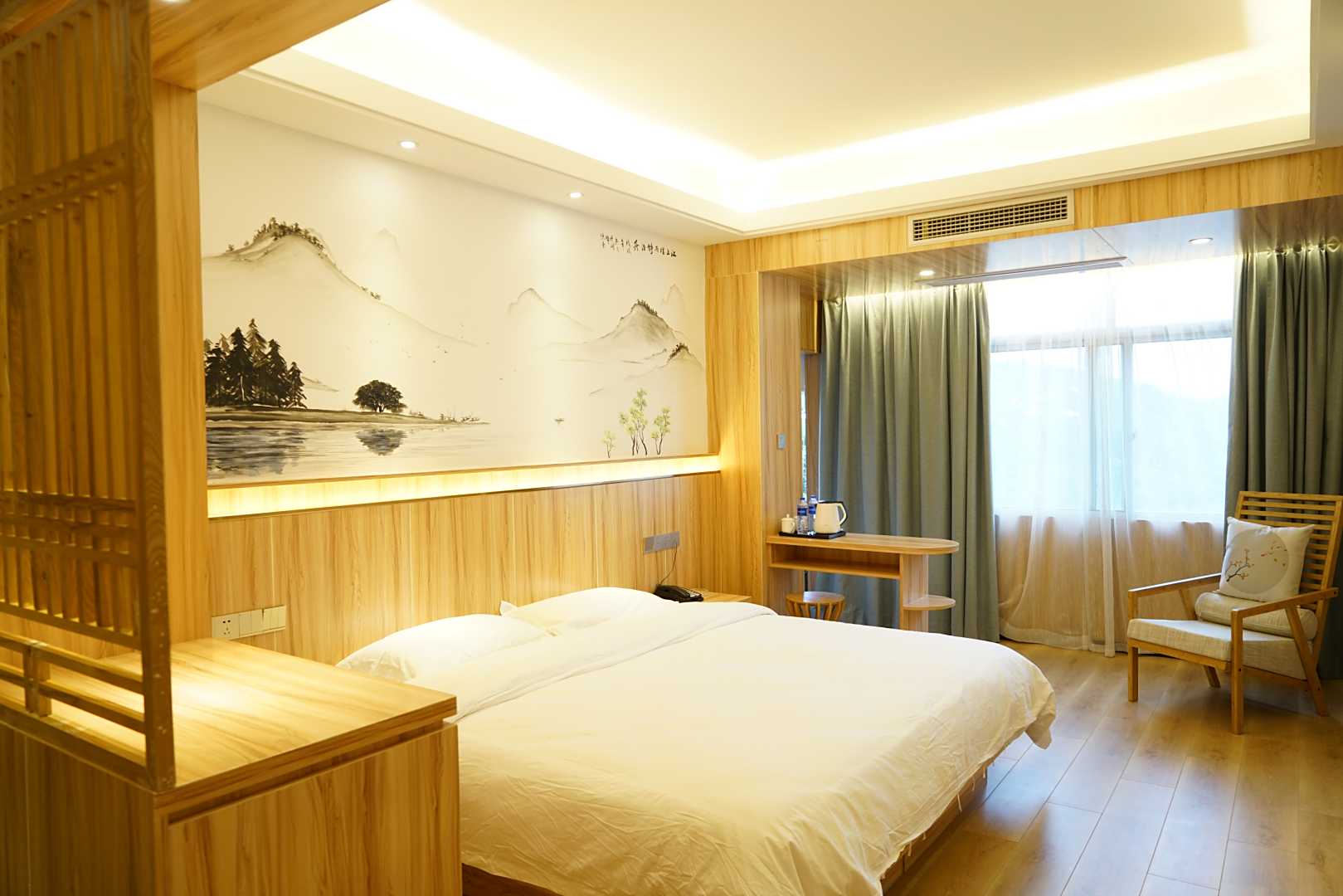 湖畔悦景酒店(福州金山农大店)