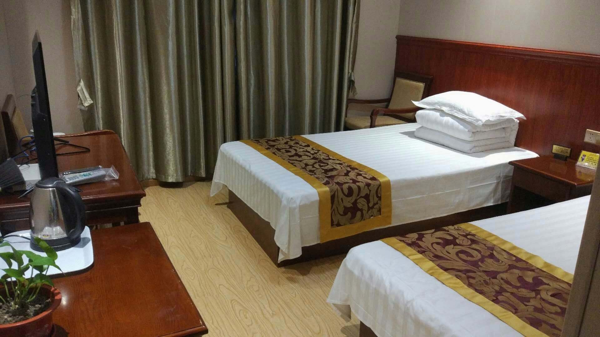 文县东裕宾馆