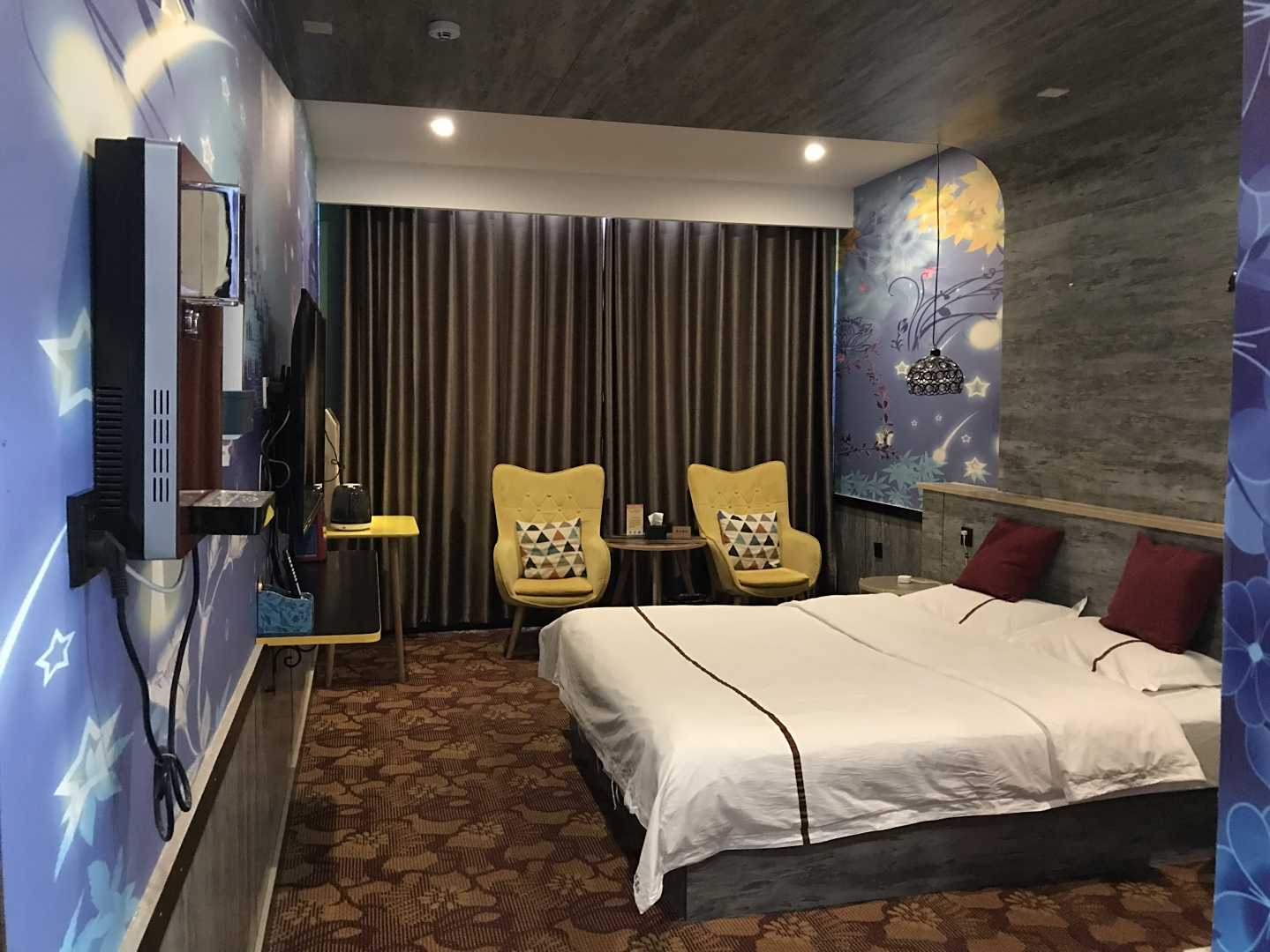 济源步栖主题酒店