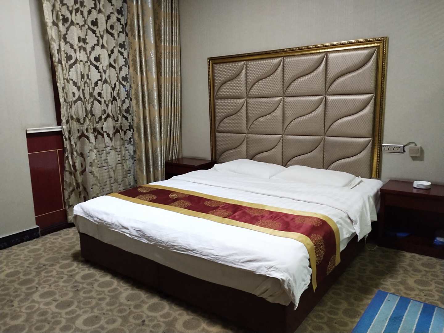 庄浪东霖商务宾馆