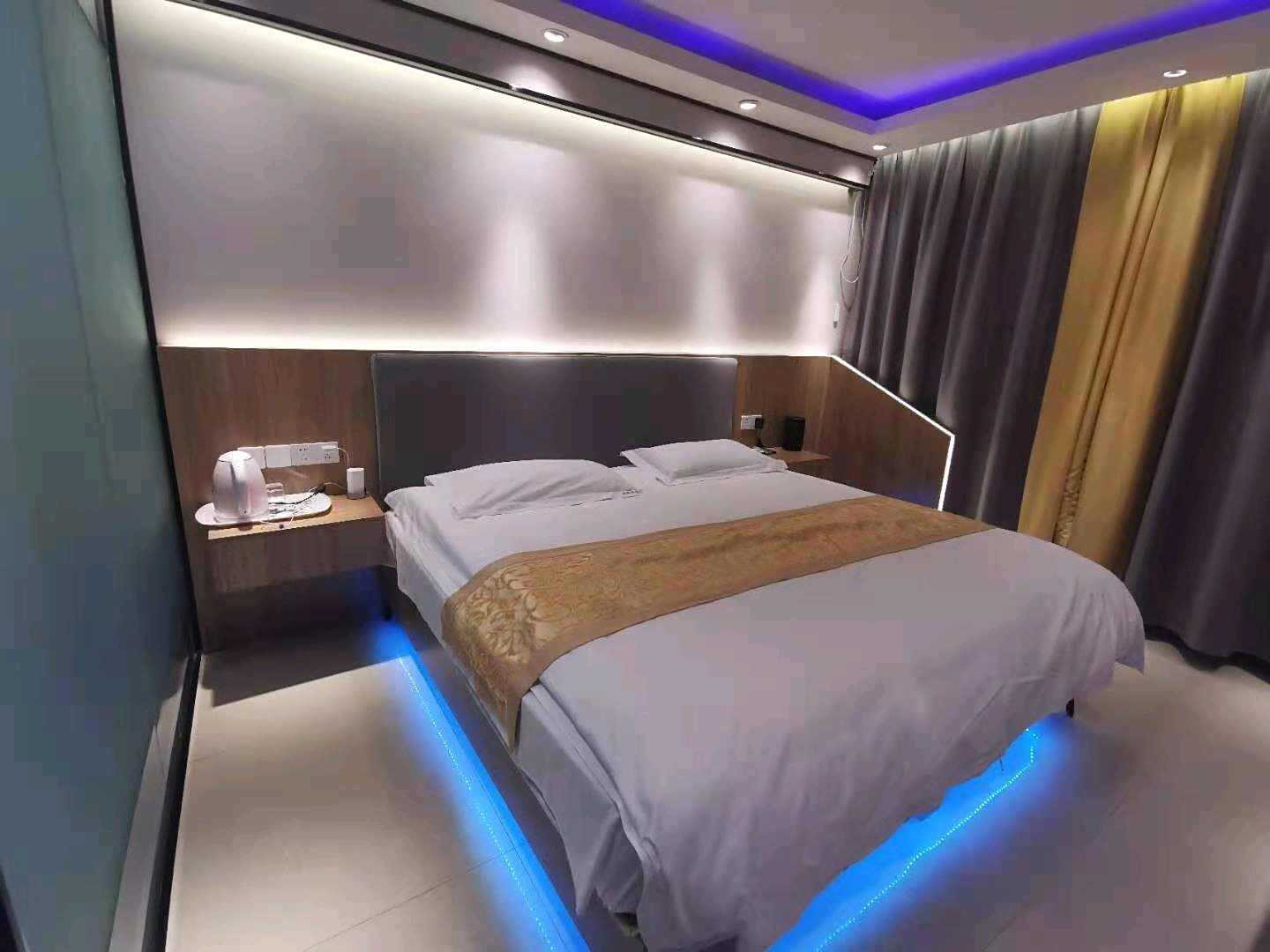 伯爵主题宾馆(濉溪二提口店)