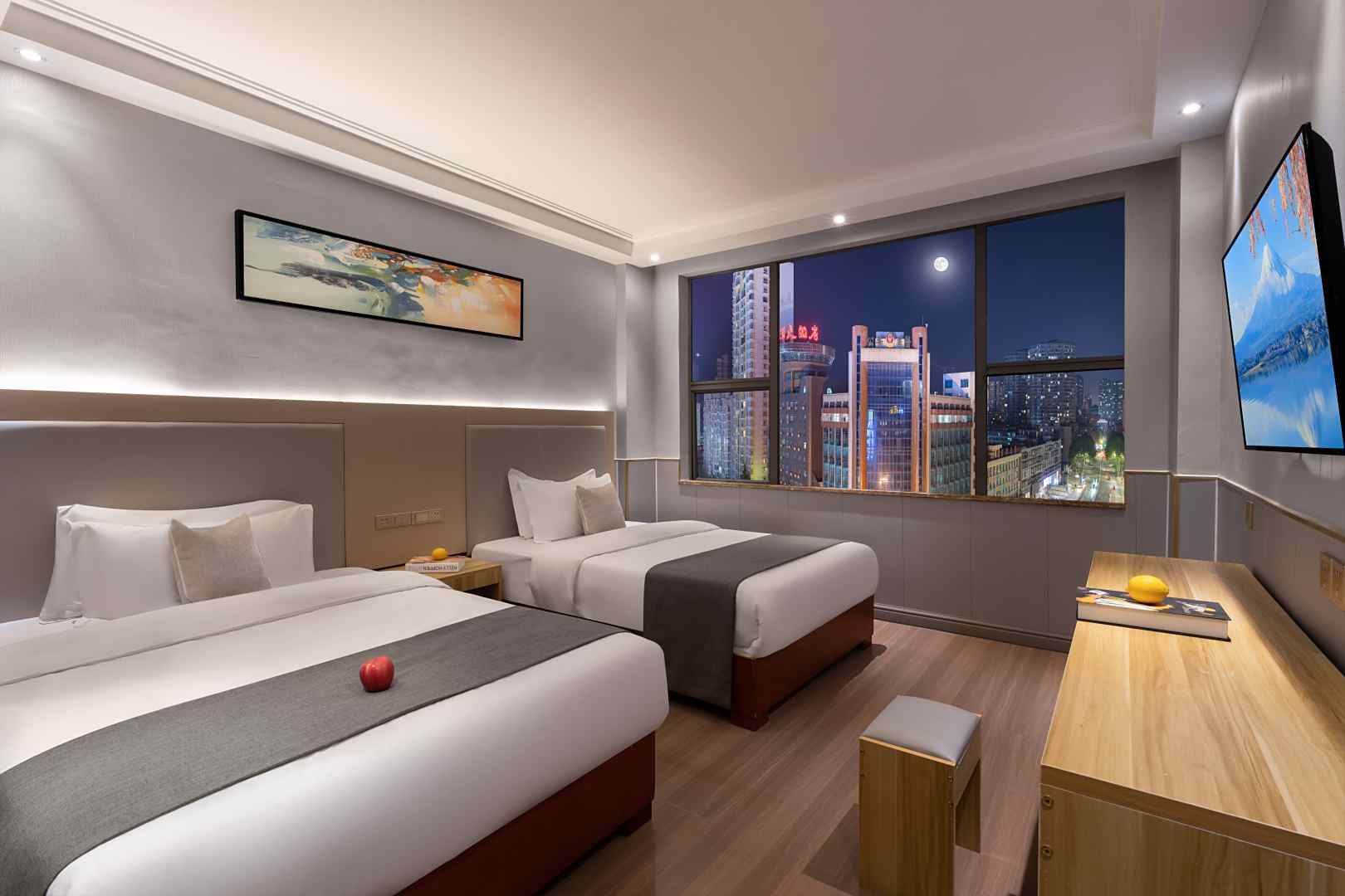驿扉酒店(六盘水高铁站人民广场店)