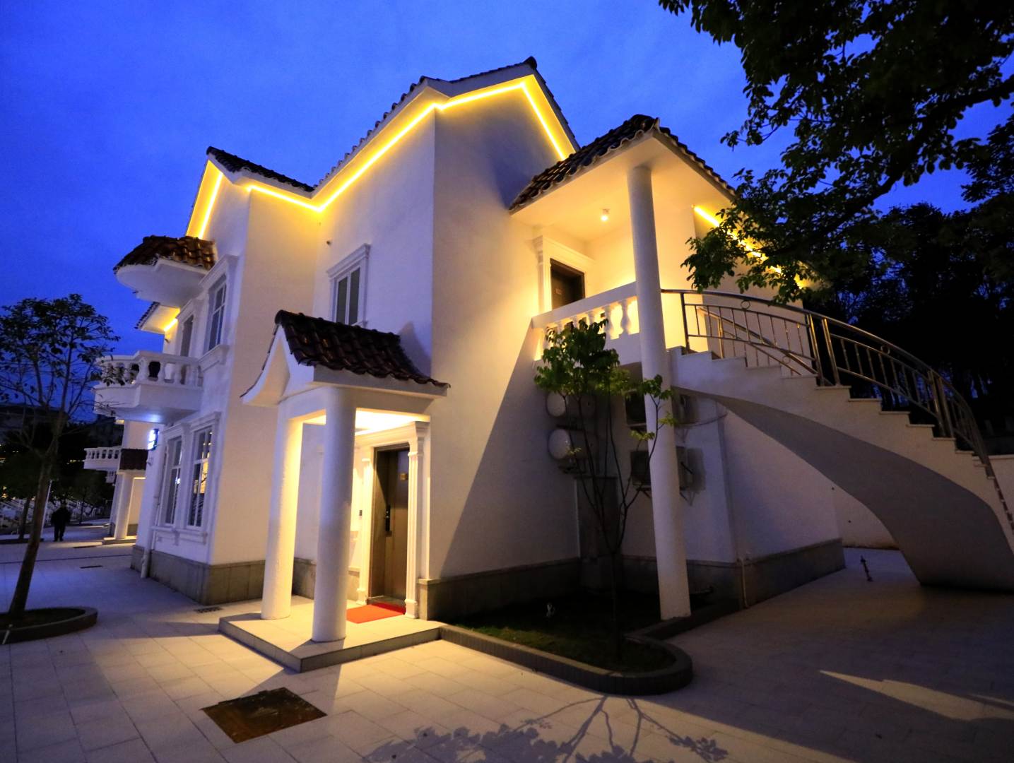 雅湖宾馆(吉祥路店)