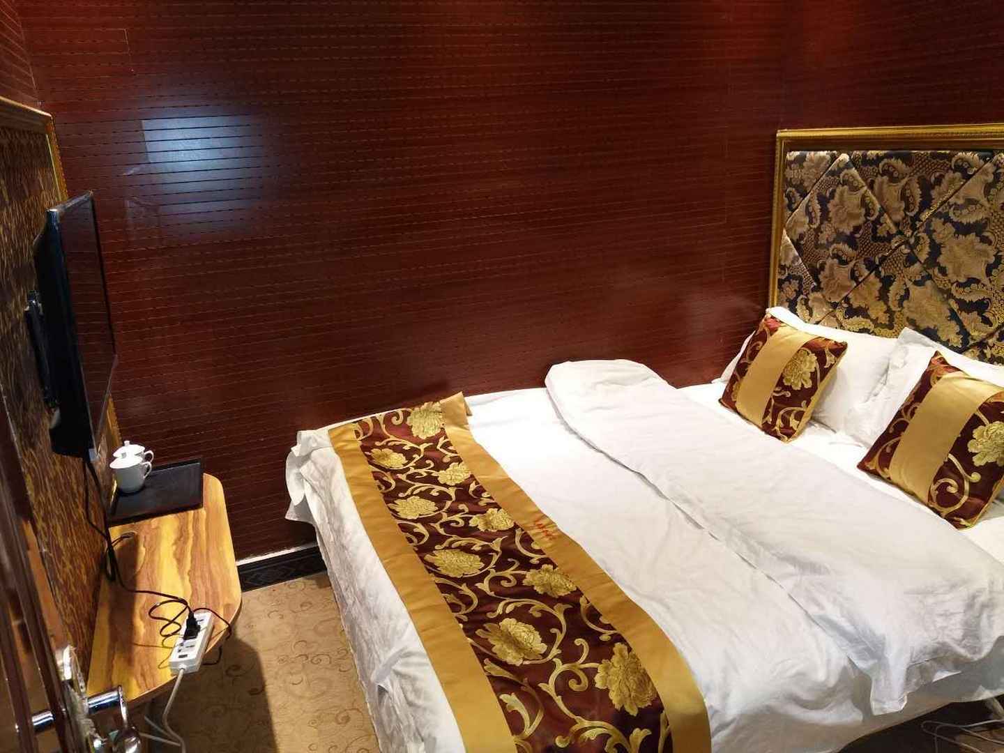天来商务酒店(二部)