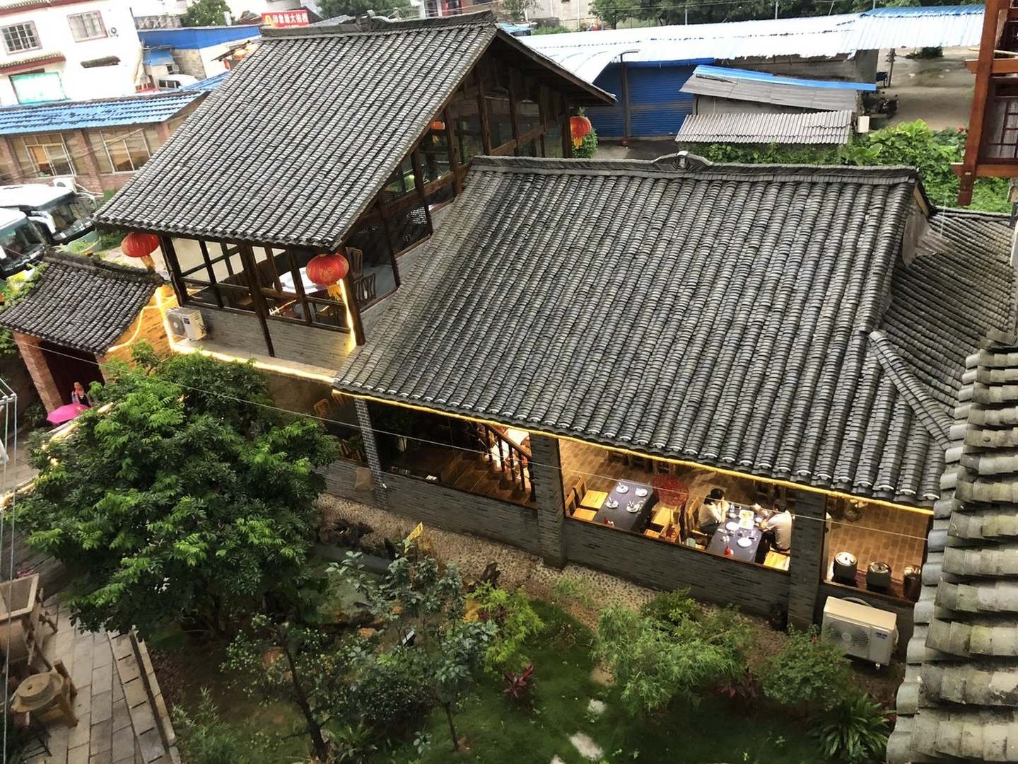 阳朔河岸竹林酒店