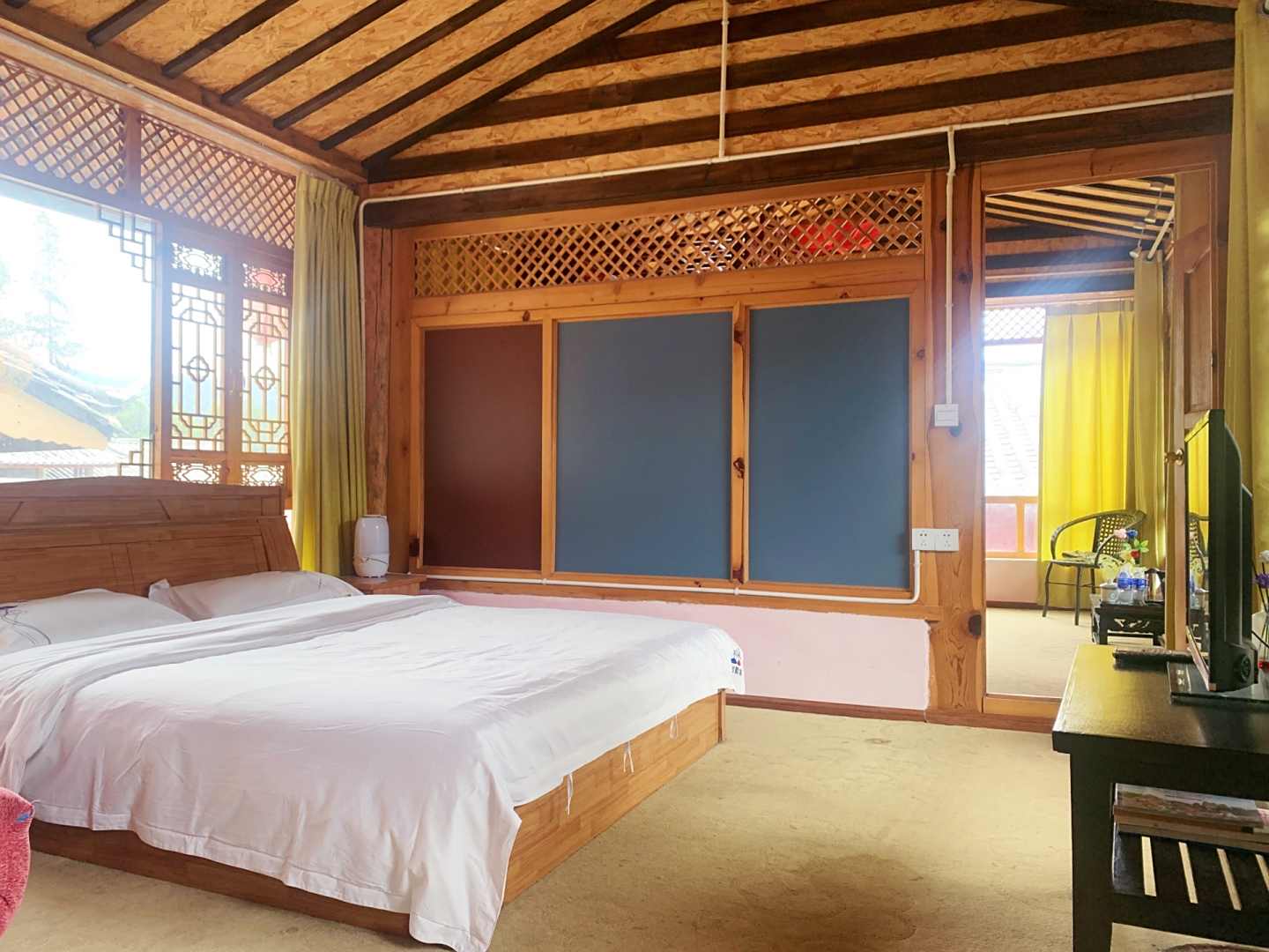 丽江束河软巢客栈