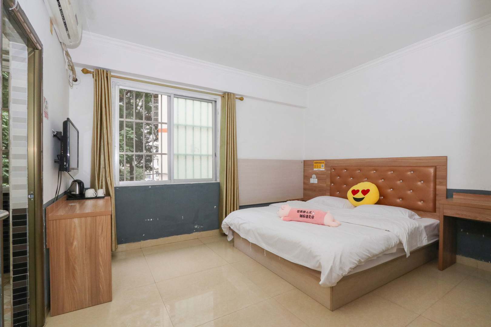 南宁金仕达酒店公寓(秀厢地铁站广西大学店)