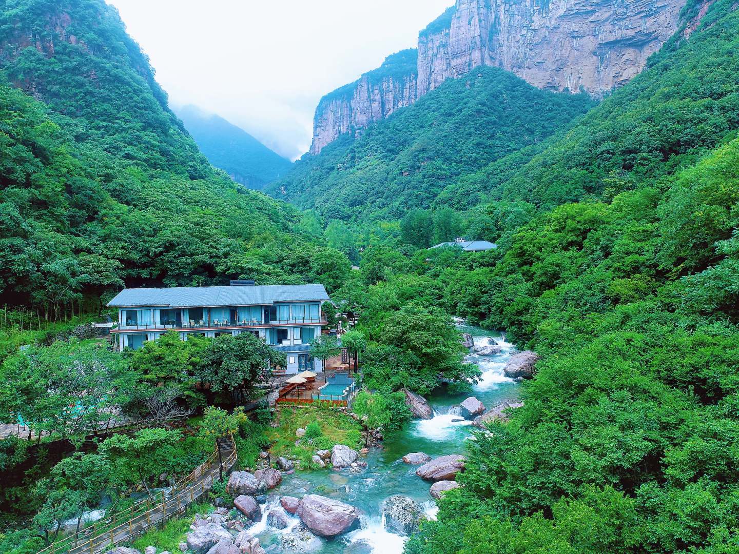 惠然居山水度假民宿(八里沟店)