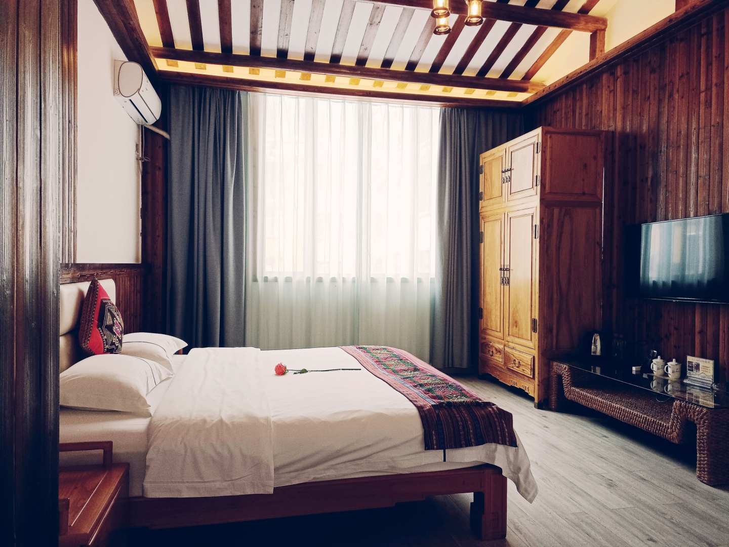 鹊桥客栈
