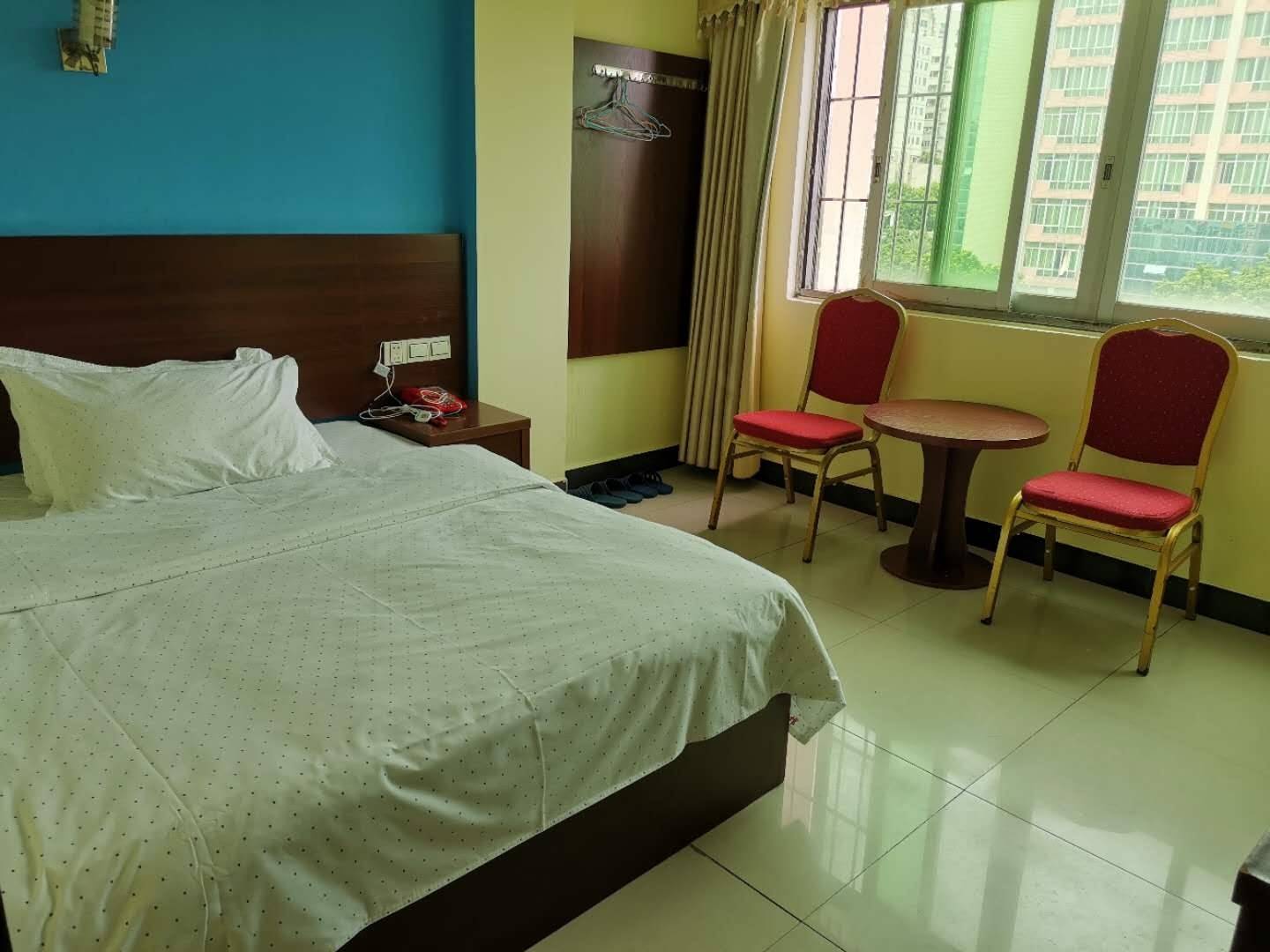 鸿泰商务宾馆(湛江世贸店)