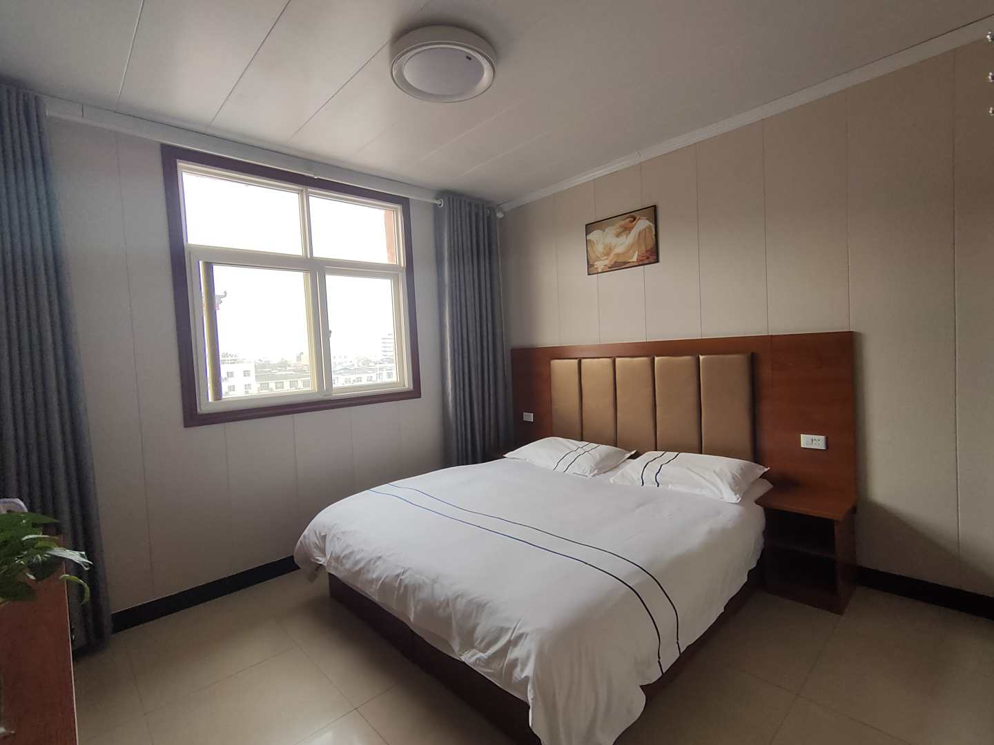 咸阳泊客居宾馆(西安咸阳国际机场店)